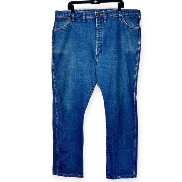 Vintage 90's Wrangler Men's 44x32 Classic Straight Made in USA Blue Jeans - Picture 1 of 5